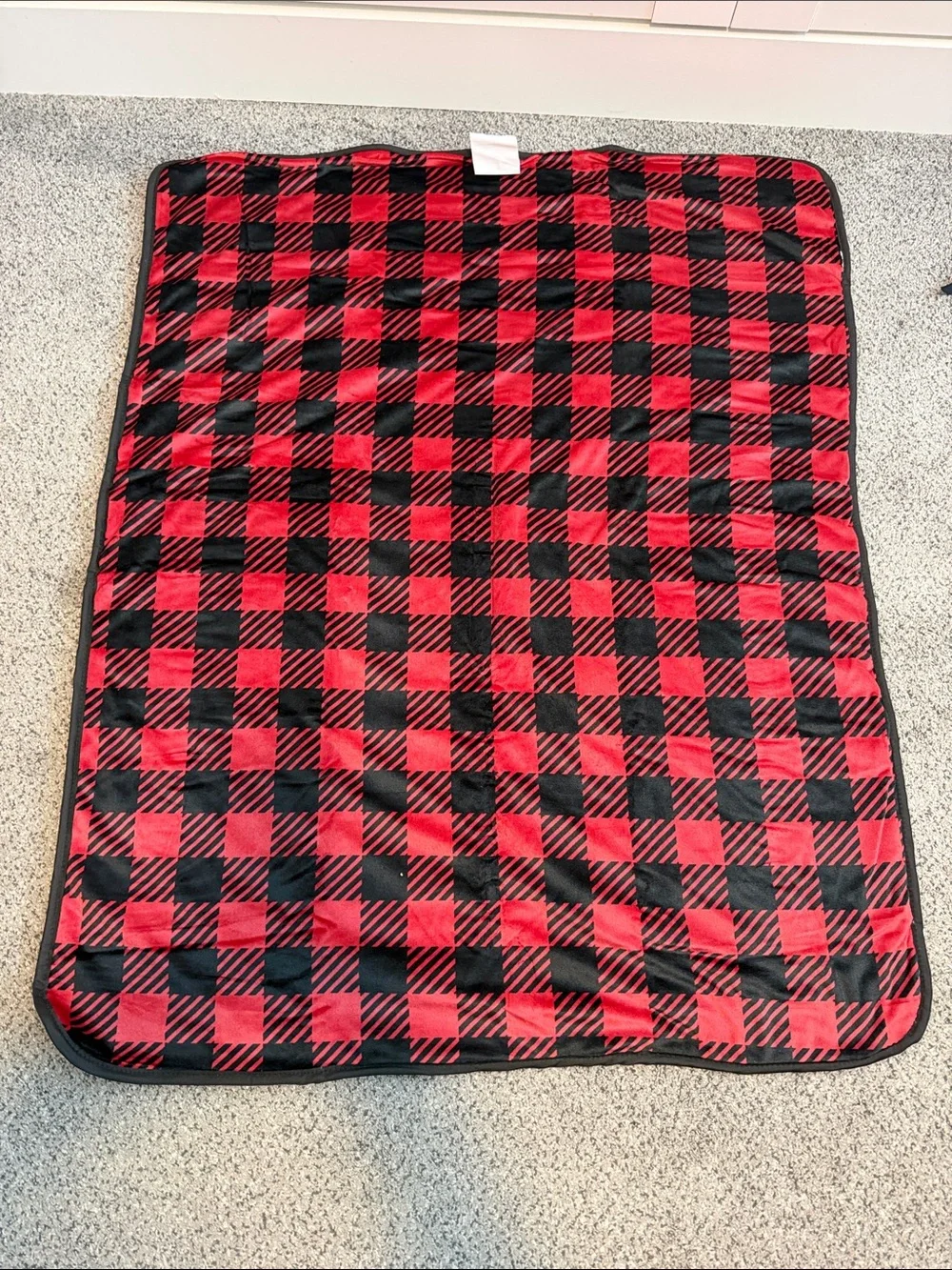 Red and Black Buffalo Plaid Throw Blanket